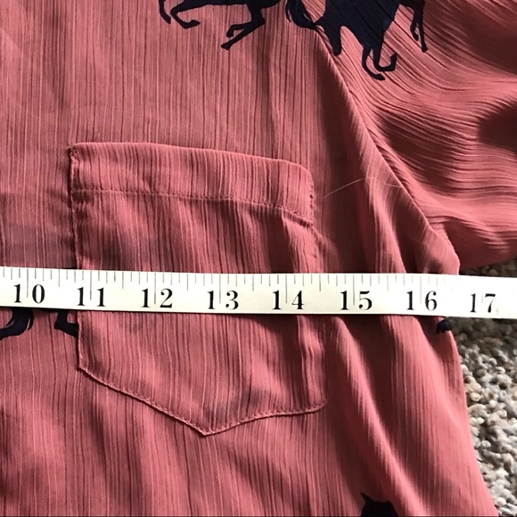 NEW Forever 21 button up blouse with horse patterns - Picture 9 of 11